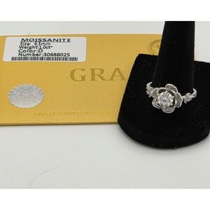 I Ct Moissanite Flower Ring w/ GRA Certificate Of Authenticity Size 9  #0100
